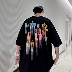 黑色