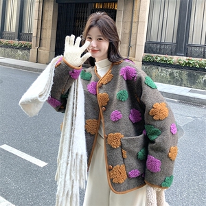 超好看彩色花朵小香风羽绒服女冬2024新款高级感90白鸭绒毛呢外套图片