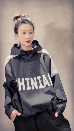 时尚潮流品牌春装，女装，拾年