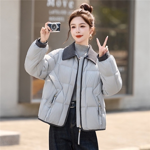 现货！2025冬季新款90绒白鸭绒羽绒服女图片
