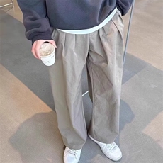 卡其色