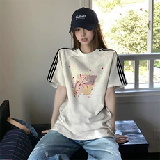 抖音得物品质二开240克宽松纯棉美式潮牌印花三条杠中性风短袖T恤，男装T恤，电商A486