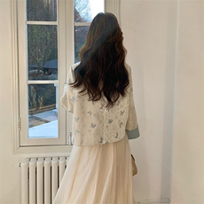 新中式蓝色蝴蝶提花开春外套女2025春季新款国风爆款改良唐装上衣，女装短外套，C位