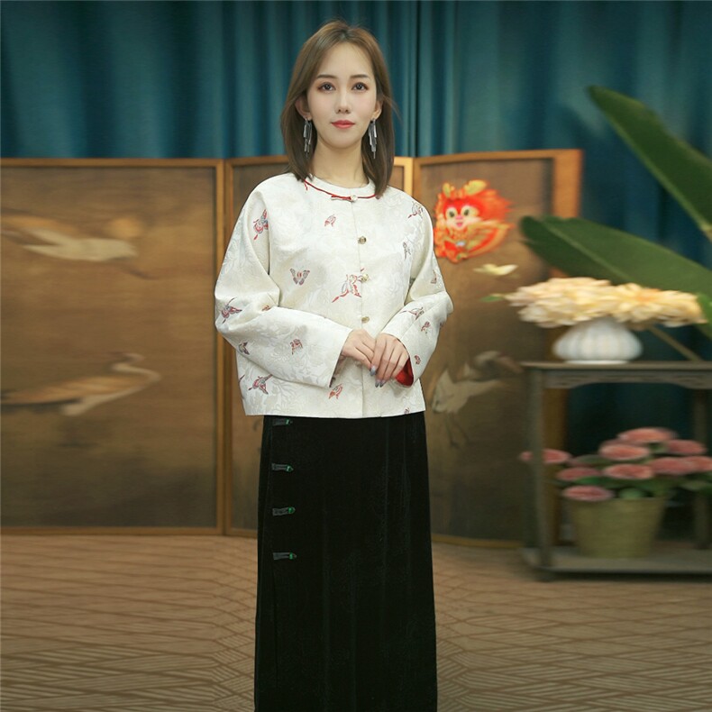 现货2024春季新款简约刺绣盘扣衬衫新中式穿搭上衣B014,女装衬衫,非你不可新中式