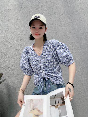 2021高品质绣花减龄款，女装，依挺好