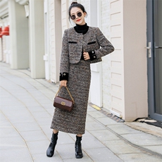 小香风羽绒服套装女秋冬2024新款粗花呢短外套半身长裙两件套，女装套装/套裙，曼娅璐