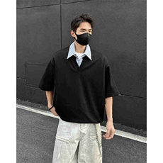黑色