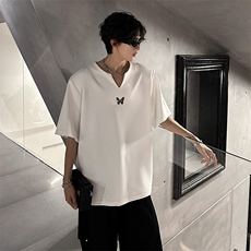 垫肩金属蝴蝶装饰V领纯色休闲百搭潮男T恤A071-811-P40，男装T恤，电商A071