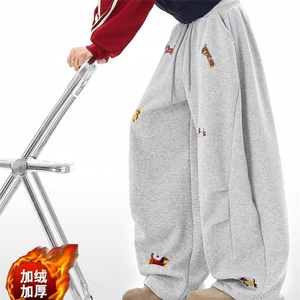 1506-1/QWK270/P51美式腊肠狗刺绣弯刀卫裤男女潮牌高街痞帅休闲图片