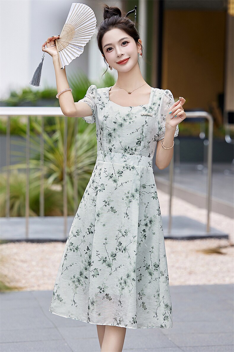 方领连衣裙女2025夏装新款收腰气质小个子显高法式a字裙,女装连衣裙,欣贝拉