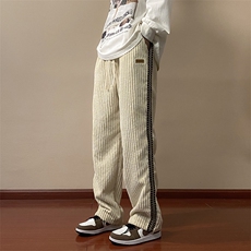 卡其色