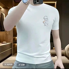 白色