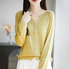 25春夏薄款V领卷边针织开衫女精纺羊毛纯色长袖毛衣宽松休闲上衣，女装蕾丝衫/雪纺衫，暖烁特种纱工厂店