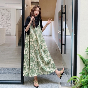 时尚印花拼接连衣裙夏季长裙显瘦碎花月色浪漫连衣裙碎花显瘦气质图片