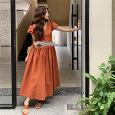 橘色法式甜美泡泡袖V领连衣裙女2025年夏季新款温柔风显瘦长裙子，女装连衣裙，2C307
