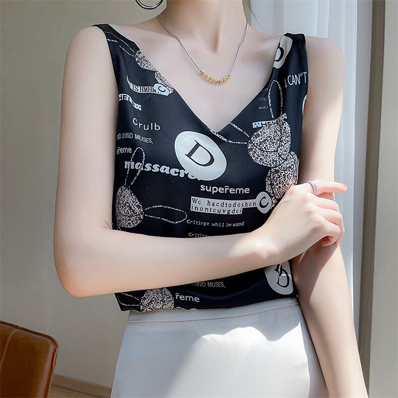 2024真丝缎面吊带背心女宽松V领西装薄内搭上衣春季新款无袖外穿，女装背心吊带，朝贺羊绒