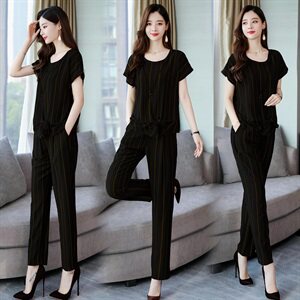 咖色