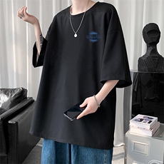 黑色
