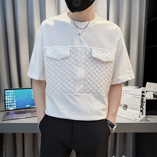 白色