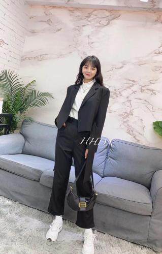 【现货】春季新款西服套装韩版修身，女装职业装，红火丹妮