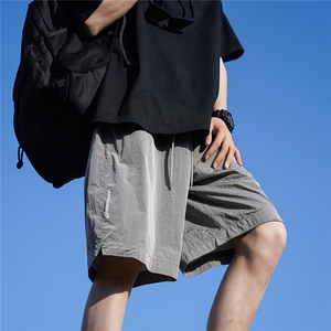 715-2-DY008-P60-X79（亮面机能开叉短裤）图片
