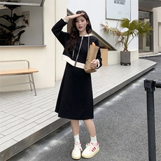 【新品】秋季卫衣连衣裙套装82397-P150-K208，女装套装/套裙，辉之琳