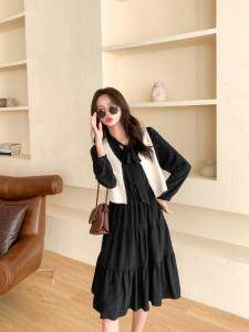 【现货】秋装新款韩版碎花连衣裙俩件套，女装连衣裙，越野沙丘R