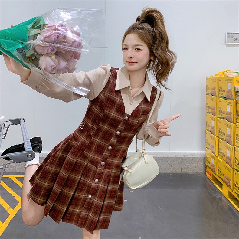 学院风假两件格子连衣裙女小个子2025春季新款设计感超好看百褶裙,女装连衣裙,浪娴服饰