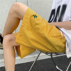 男士夏季冰丝薄款潮牌休闲短裤宽松跑步运动裤学生篮球五分裤睡裤图片