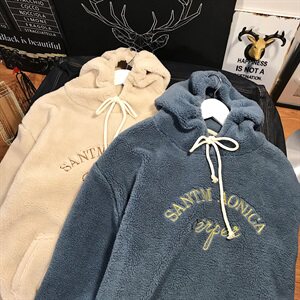 703-W199秋冬情侣加绒羊羔毛卫衣 绣花套头帽衫图片