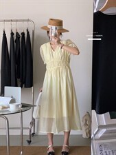 法式方领泡泡袖连衣裙夏季设计感小众温柔高级感初恋茶歇裙子，女装连衣裙，香丽迪1