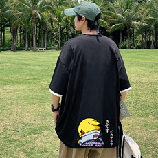 黑色