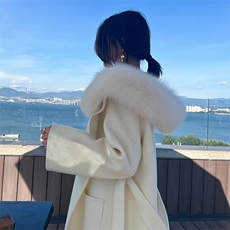 白色