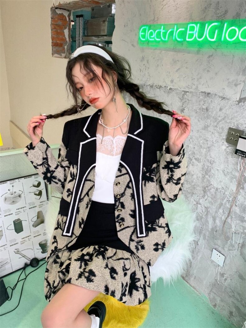 超长领子印花套装，女装职业装，YOUER DENG