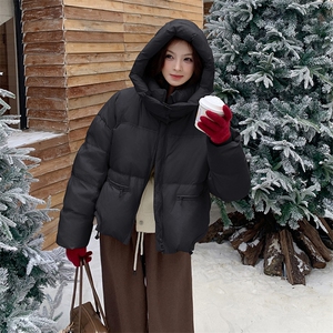 时尚保暖女款羽绒服 修身显瘦短款外套 冬季必备单品图片