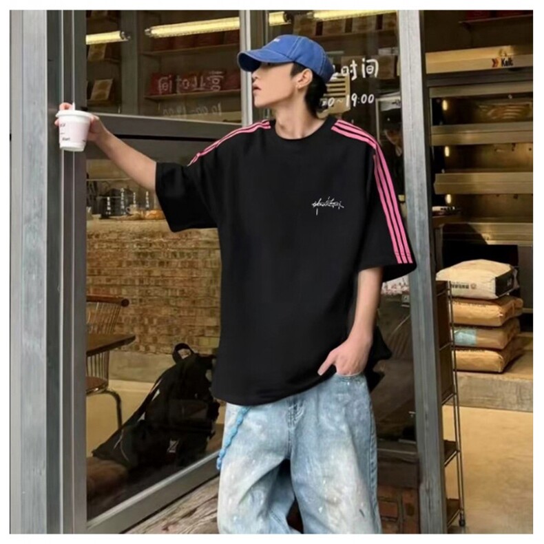 抖音得物品质二开240克宽松纯棉美式潮牌印花三条杠中性风短袖T恤,男装T恤,电商A486