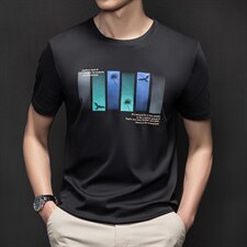 黑色