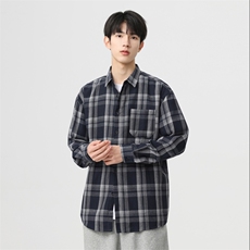 藏青色