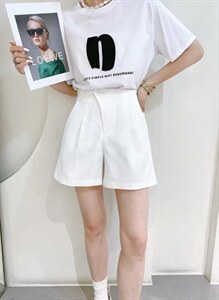 短裤，火龙果色好看,其它,简 影