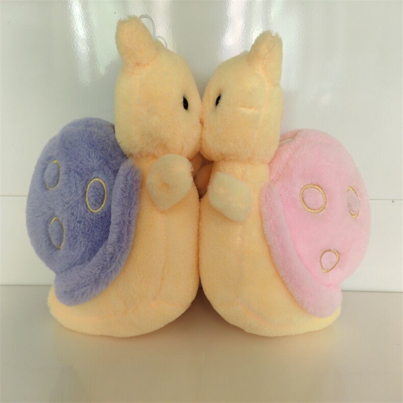 蜗牛，宇晨毛绒玩具