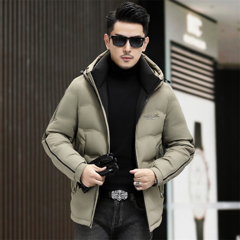 B8303钱塘2020-3时尚休闲冬季厚款有帽简约中年男士羽绒服P250图片