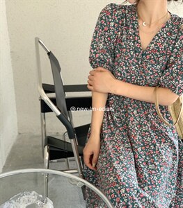 碎花连衣裙图片
