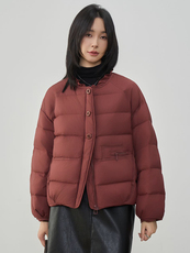 2025年冬季休闲风白鸭绒保暖常规90白鸭绒，女装羽绒服，阳光伊恋