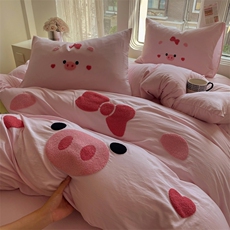 新款水洗棉大版毛巾绣四件套-猪猪女孩，床品套件，一起卖家纺