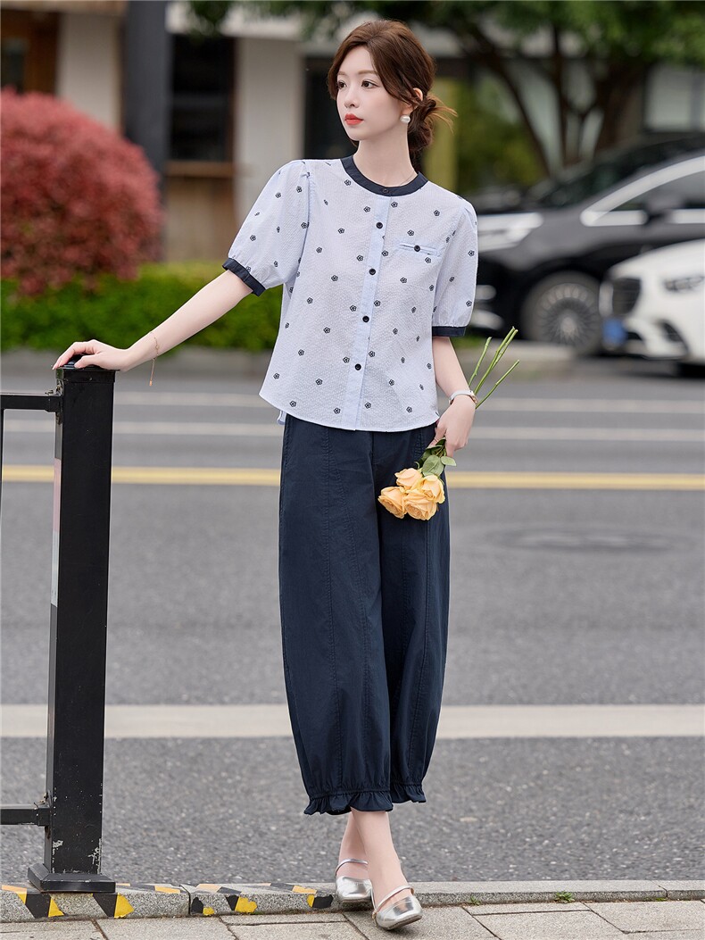 2026年夏季纯棉短袖透气灰色菱格泡泡袖宽松薄款衬衫九分裤女套装,女装衬衫,梦懿尔