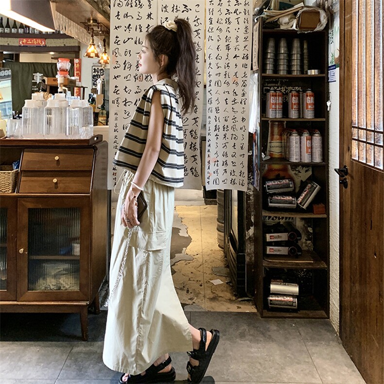 韩系休闲工装套装裙女夏季2025年新款卡其色条纹上衣半身裙两件套,女装套装/套裙,维壹