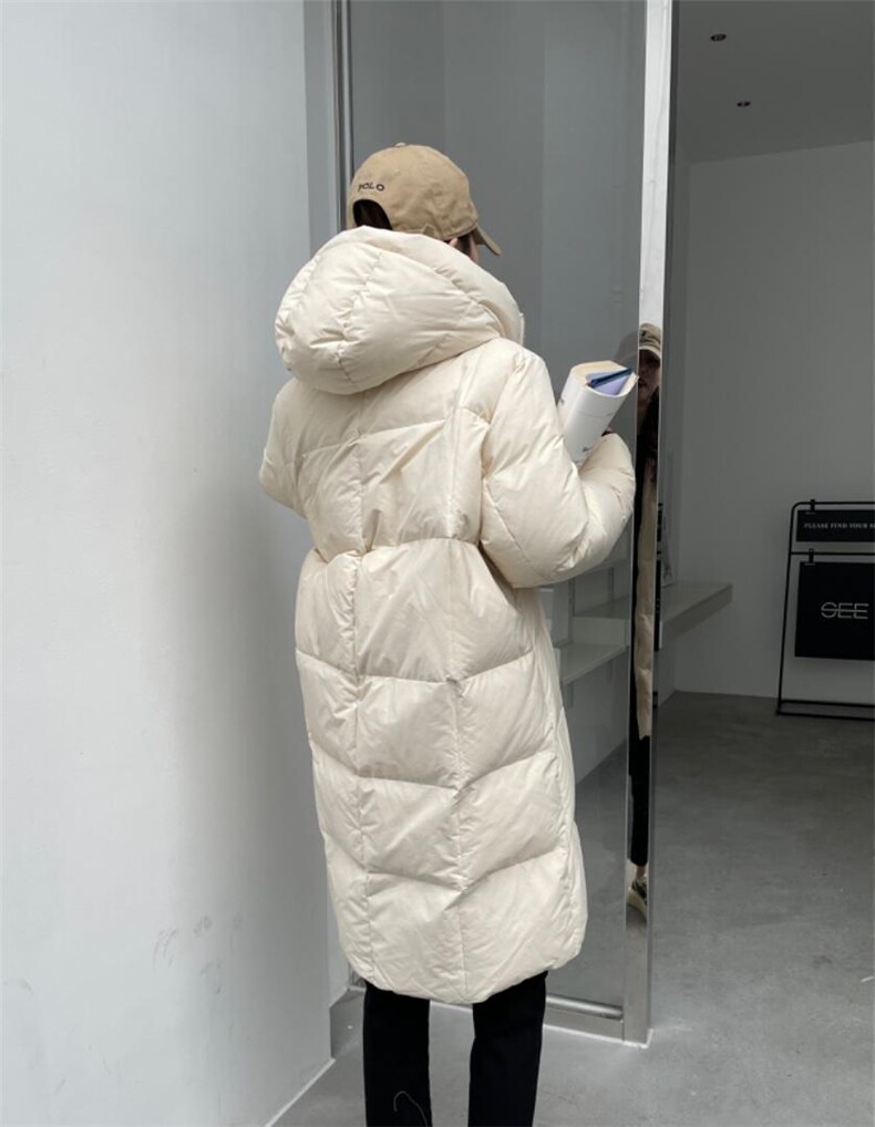 2021冬装新款羽绒服、90白鸭绒，女装羽绒服，MONO&BLOOM