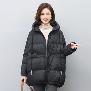 叶笙衣6266宽松连帽抽绳拼接羽绒服图片