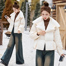 时尚大翻领羽绒服女短款2024冬季新款时尚洋气保暖加厚白鸭绒外套，女装羽绒服，卡杰菲