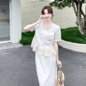 2026夏季新款套装裙女夏季法式温柔风蕾丝提花上衣半身裙两件套图片